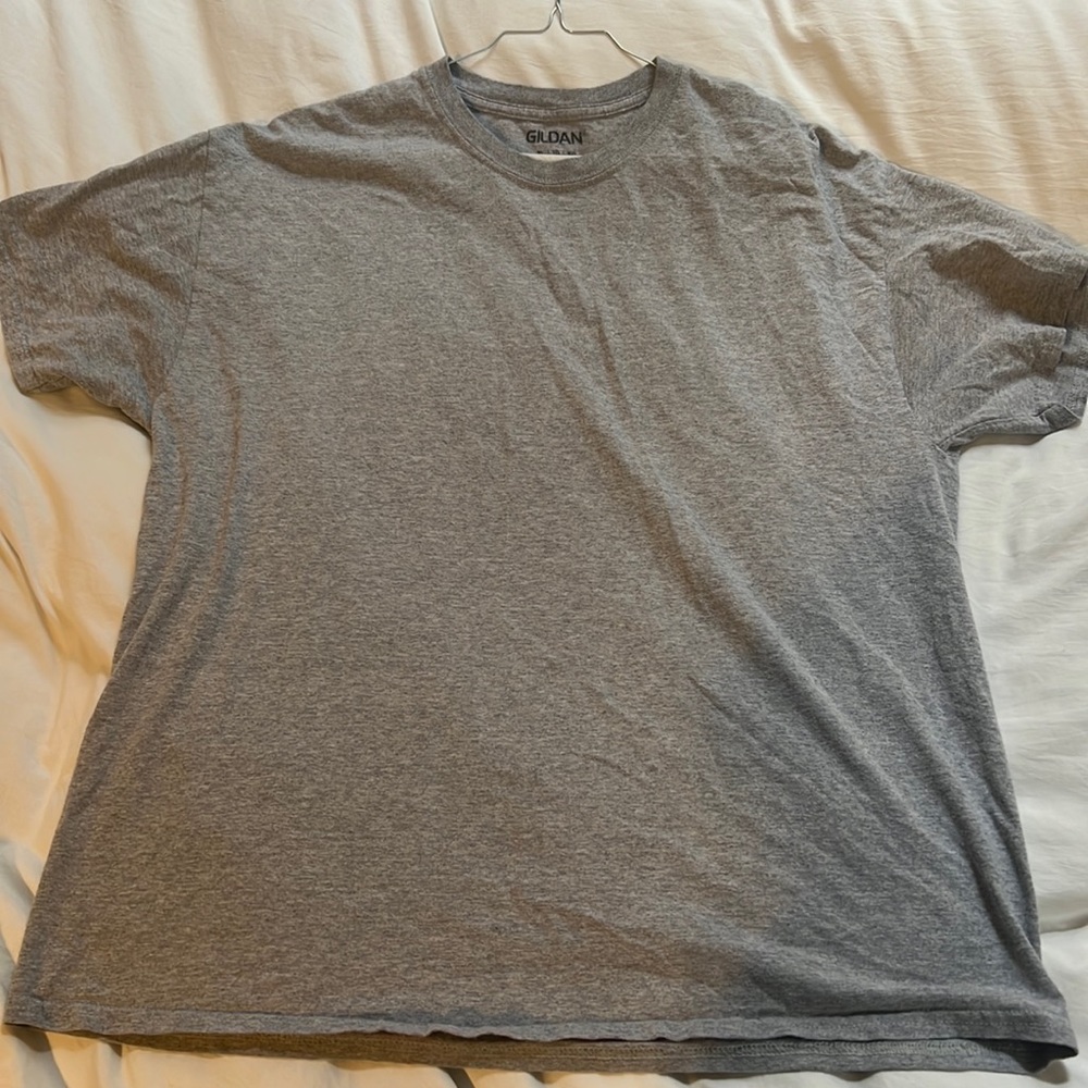 Plain grey tee